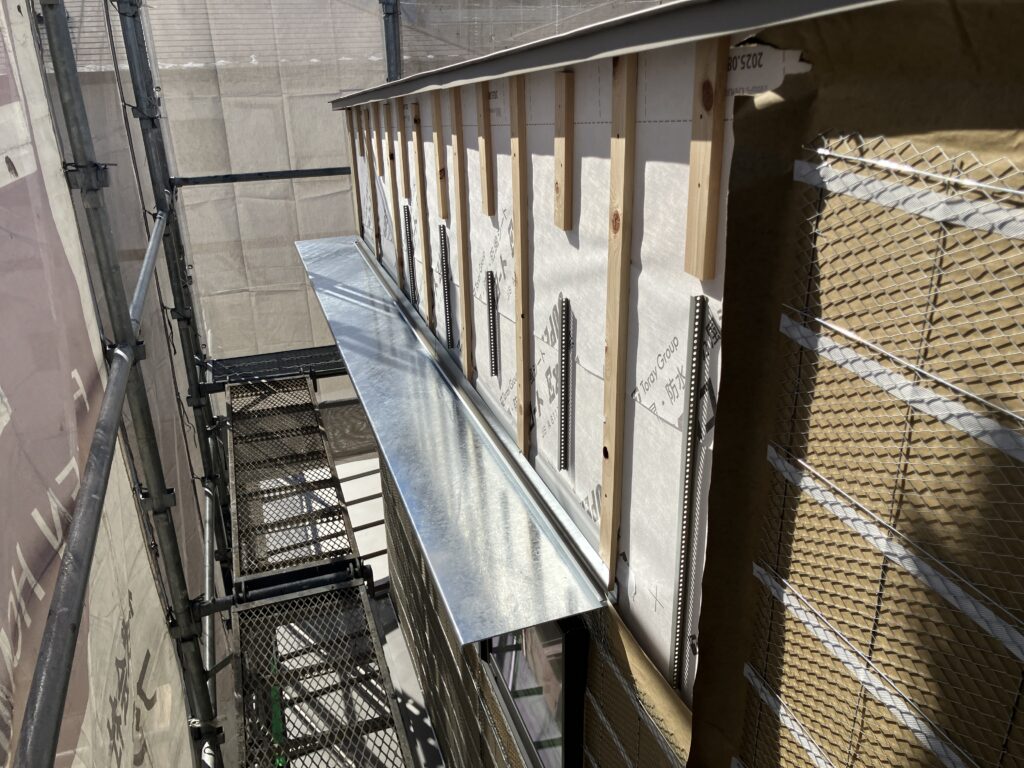 大井手モデルハウス新築工事　サイディング下地施工