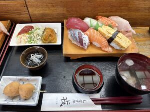 多度のお寿司屋さん　梅川